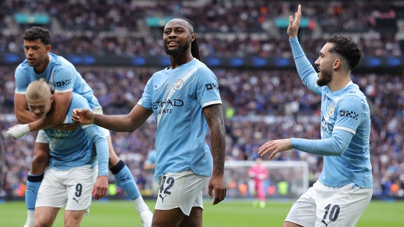 Man City players celebrating the goal (©Gallo Images)