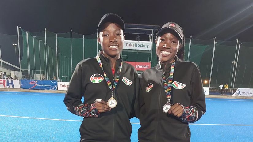 Alice and Maureen Owiti © Alvin Wesonga