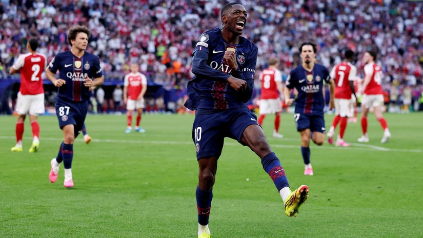 Dembele scored from the spot to make it 1-1 (©Getty images)