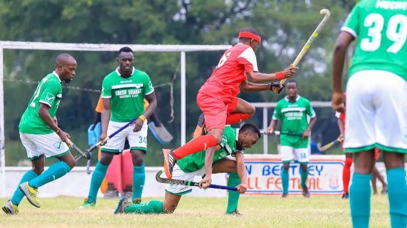 Green Sharks vs Police © Alvine Wesonga
