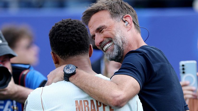 Mbappe and Klopp at the World Cup (©REUTERS/Paul Childs)