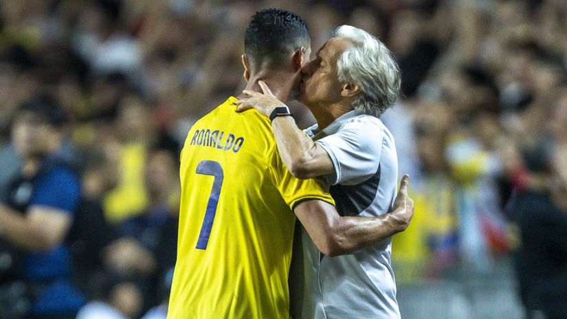 Cristiano Ronaldo & Jorge Jesus (©Yu Chun Christopher Wong/Eurasia Sport Images/Getty Images)