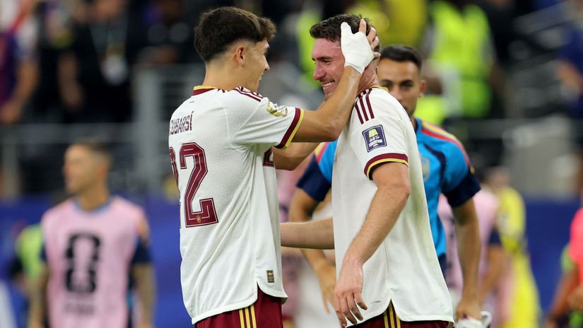 Cubarsi & Laporte - recently at the World Cup, soon at Camp Nou? (©Richard Sellers/Sportsphoto/Allstar via Getty Images)