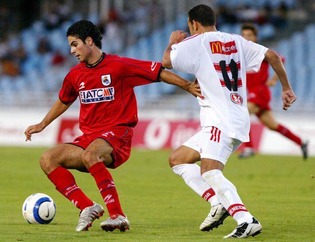 Arteta in action during his Sociedad spell (©REUTERS/ Pablo Sanchez/File)