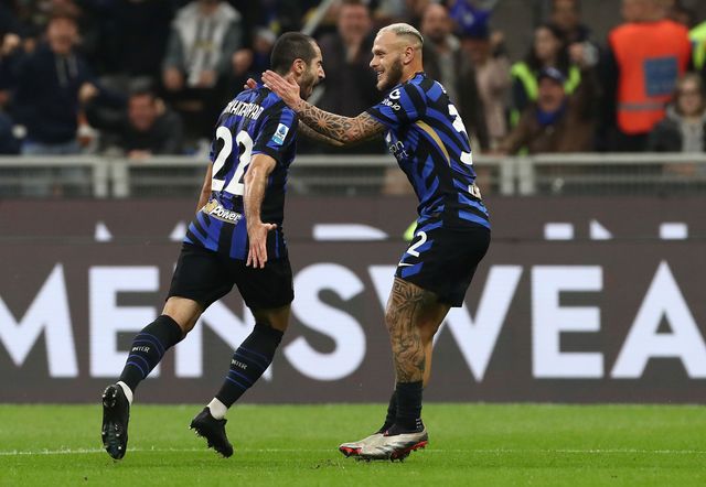 Henrikh Mkhitaryan and Federico Dimarco (©Marco Luzzani/Getty Images)