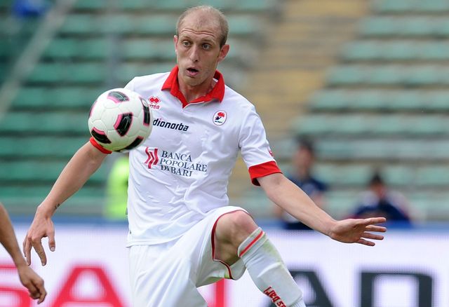 Andrea Masiello in action for Bari (©Giuseppe Bellini/Getty Images)